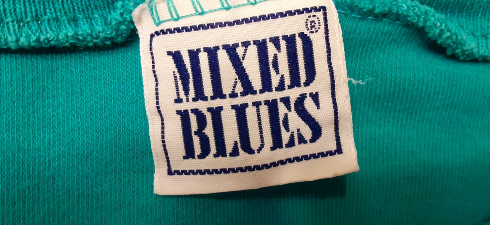 Mixed Blues Bracelet Sleeves Round Neck Blue Tee Shirt Misses Size Large
