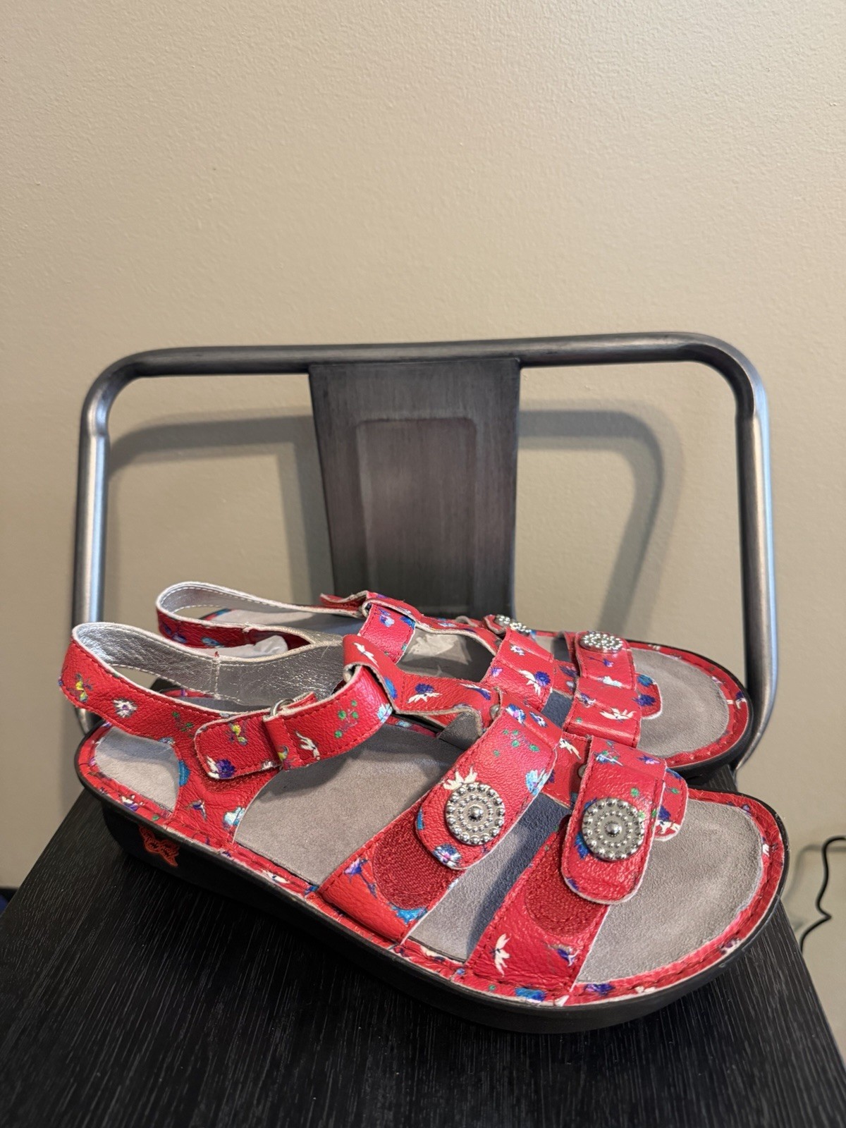 Alegria Kleo Red Buds Gladiator Sandals Floral Comfort Hook Loop Size 40