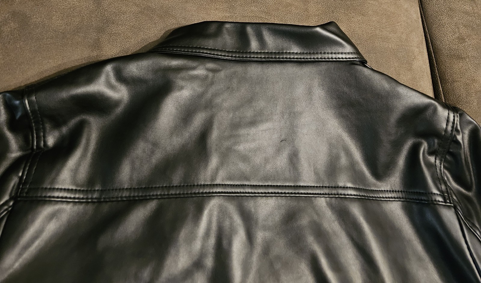 R Rosso Black and Gold Leather Button Up Jacket Men’s Size Medium Made In Italy