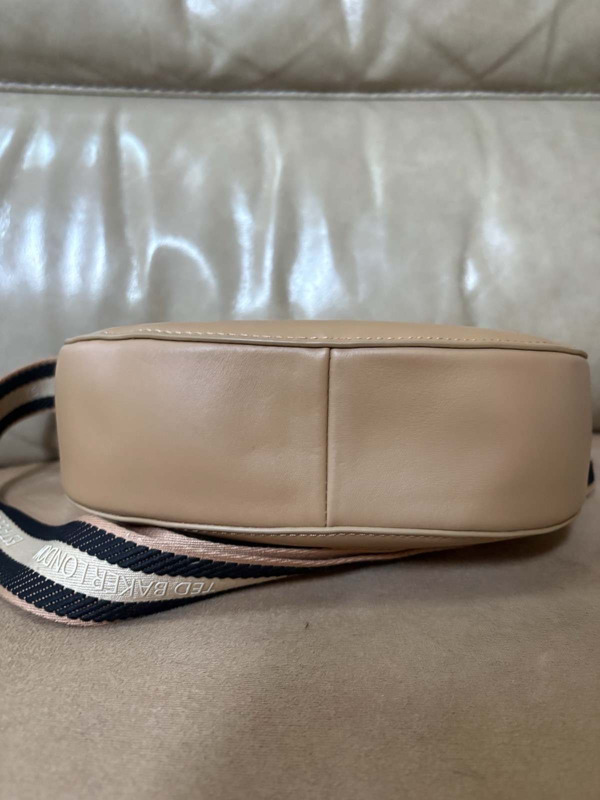 TED BAKER Beige Semi-Circle Crossbody Bag Gold Hardware Magnetic, Pockets