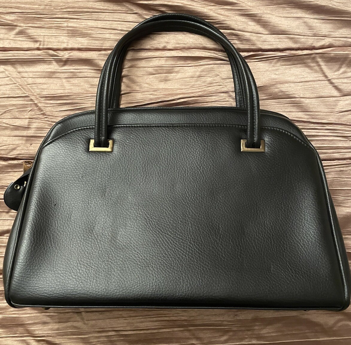 Black shoulder purse/handbag 9.5 in. Ht. X 13.5 in. L X 4 in. W