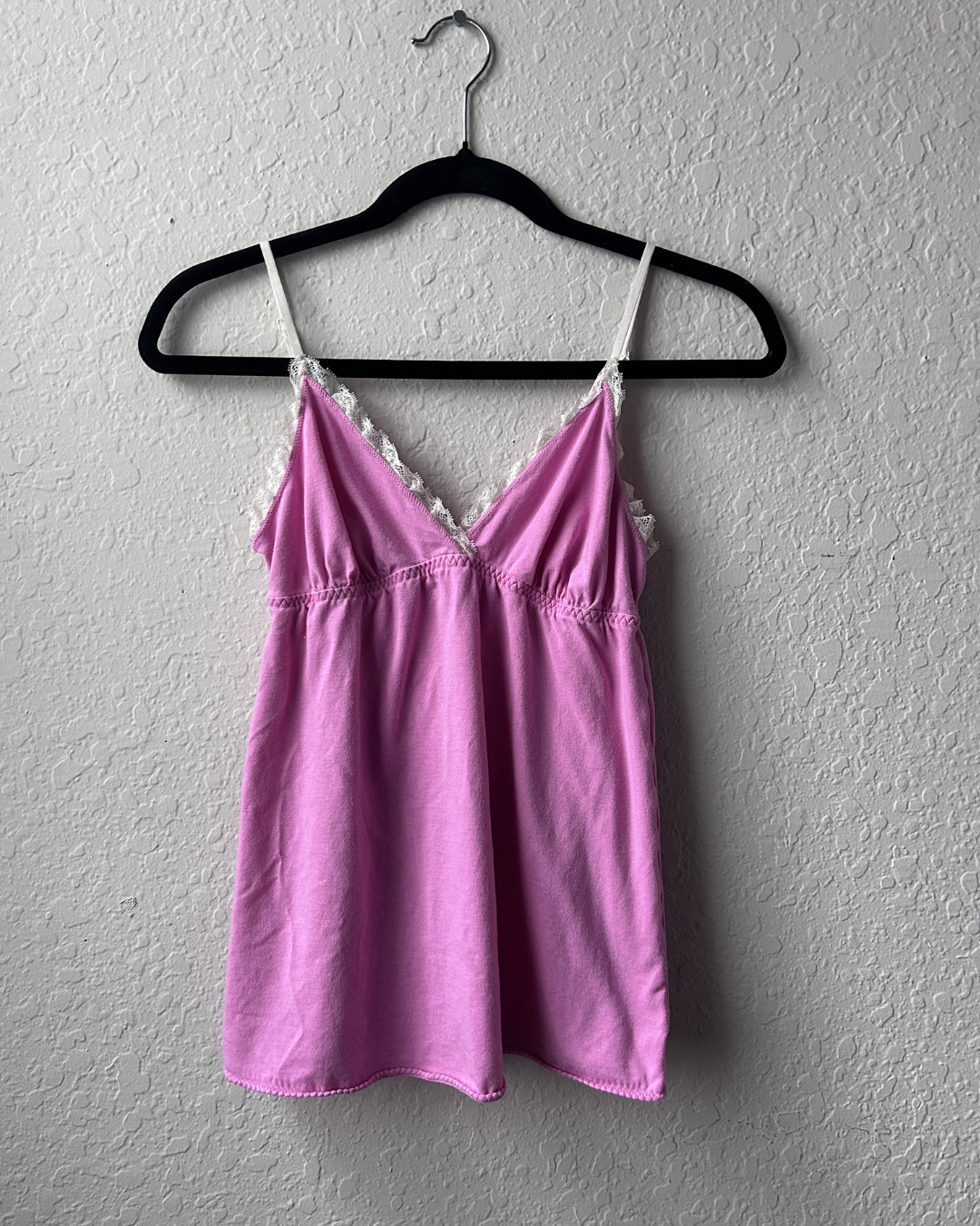 Vintage 2000s/ Y2K Woman’s Hue Collection Lace Babydoll Pink Cami Top (Size: M)