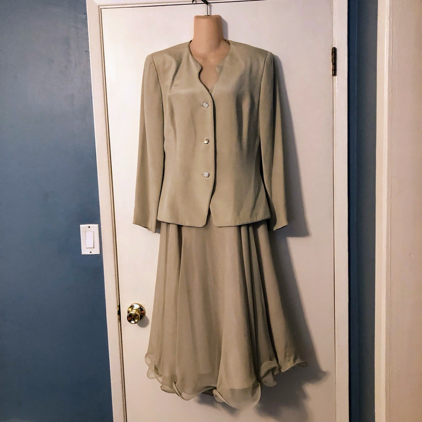 Ladies size 12 Rimini by Shaw 2 pc formal maxi skirt suit mother-of-the-bride