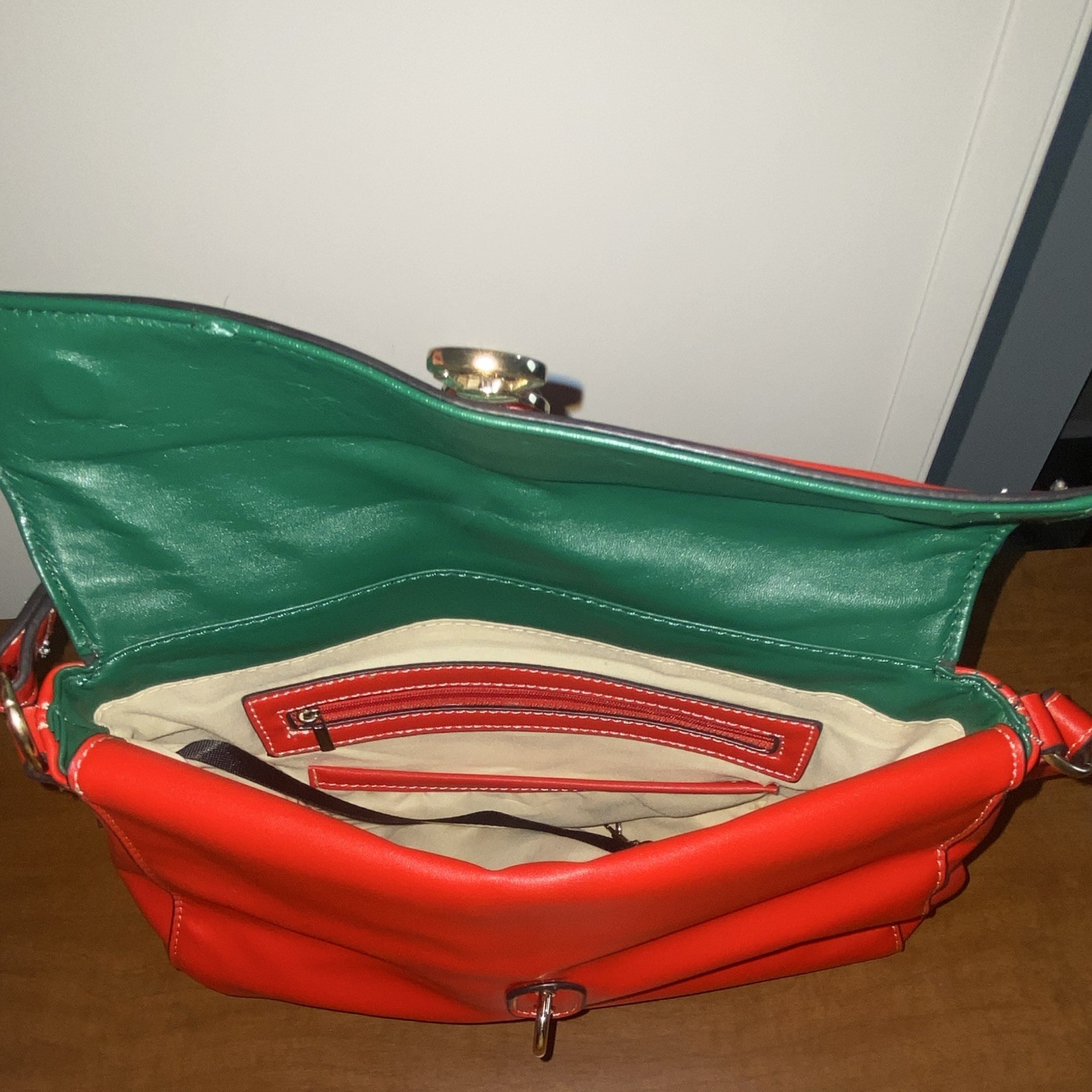 Red Leather Women’s Shoulder Bag Magnetic closure, Lined Inner Pockets