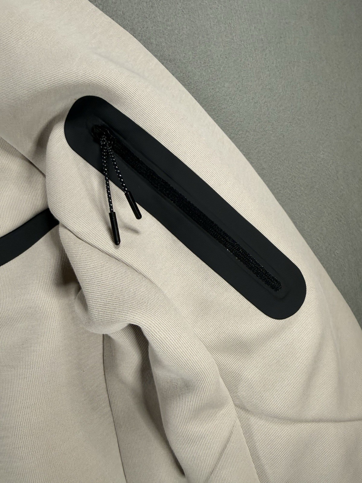 Nike Tech Fleece Full Zip Windrunner Hoodie Jacket Beige/Cream Mens Size Large