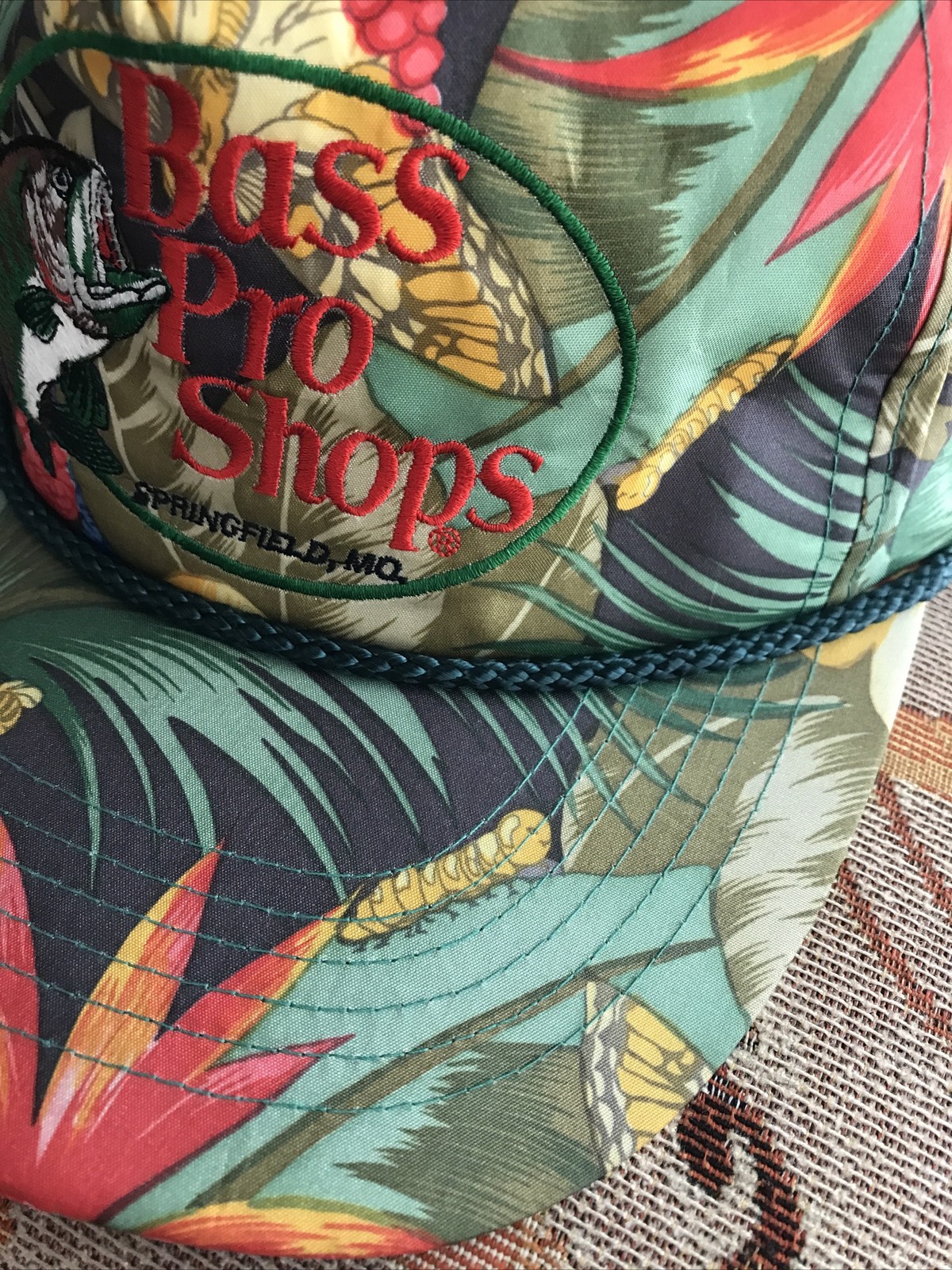 Vintage 80s 90s Bass Pro Shops Snapback Hat, Springfield, MO, Floral Print￼