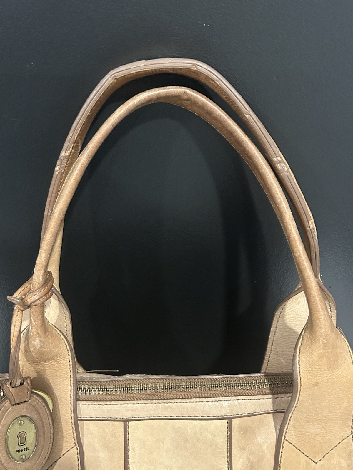 Vintage FOSSIL Reissue Tan Leather Satchel Shoulder Bag Purse Y2K Boho Key Charm