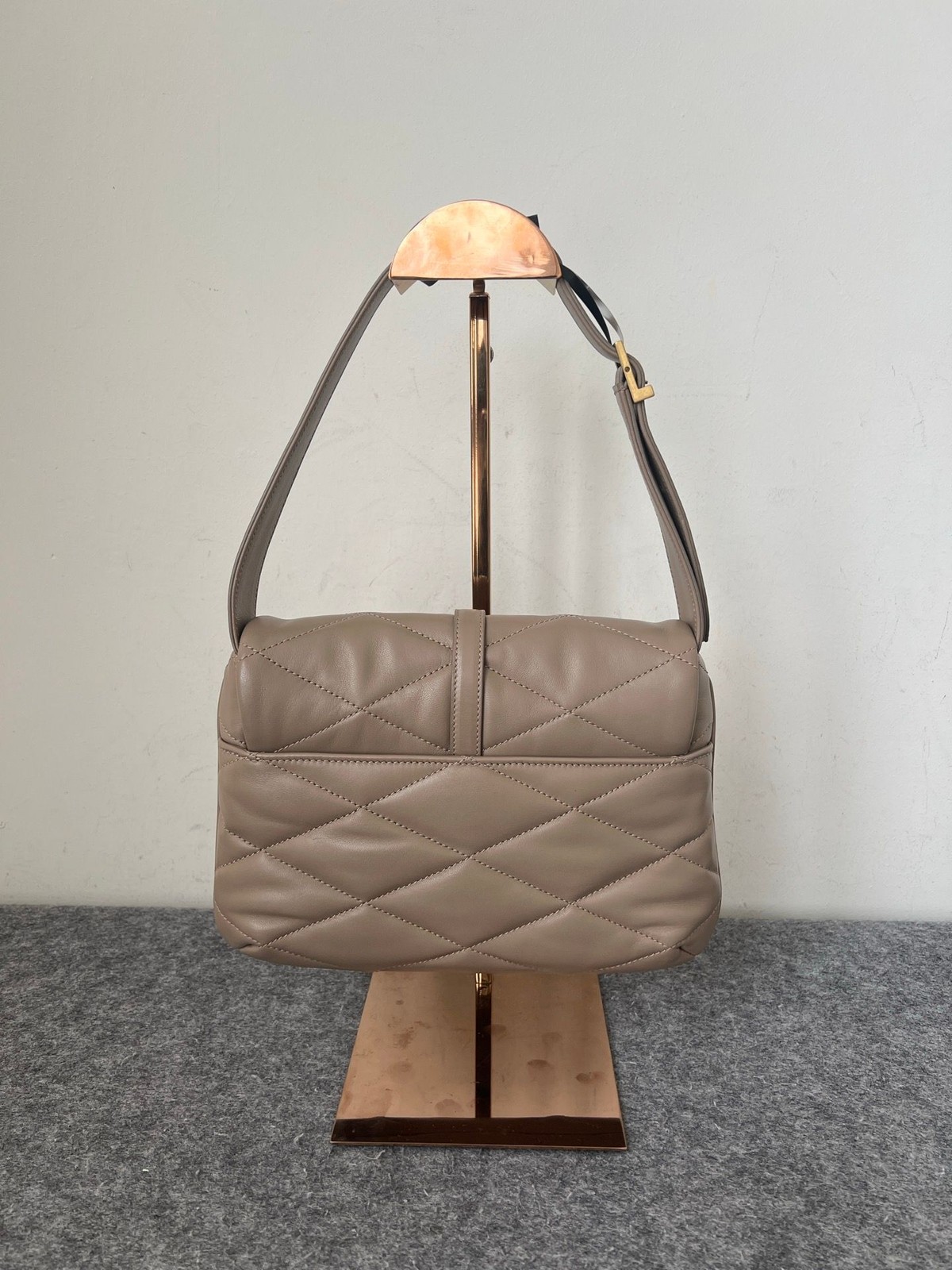 Saint Laurent LE 57 Hobo Shoulder Bag Beige Leather GHW Adjustable Strap Auth