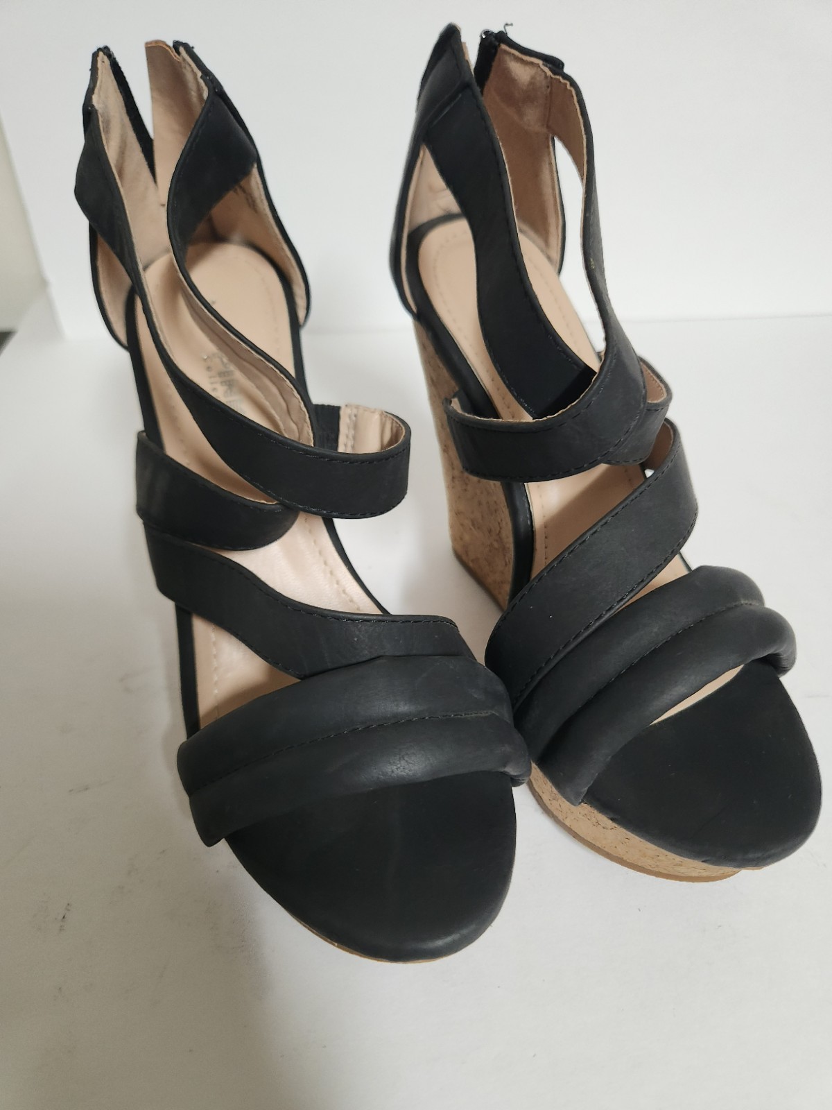 Via Pinky Collection Black Strappy Cork Platform Wedge Sandals Back Zip Women…
