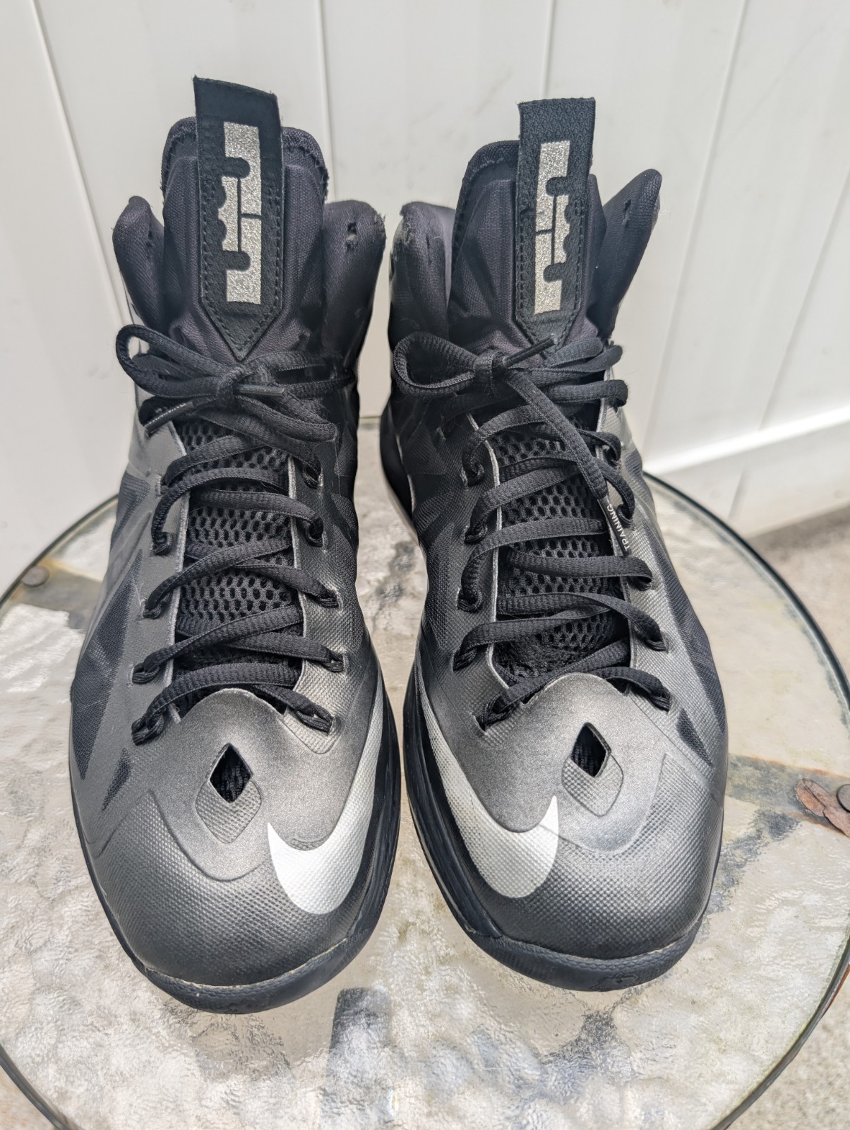 Nike LeBron 10 Carbon Black/Silver Mid Top Lace-Up Men’s Sneakers