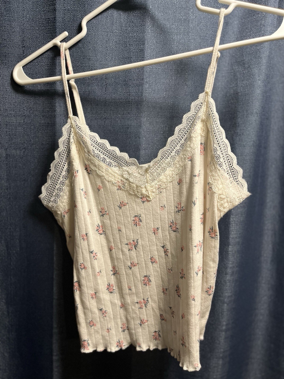 Ivory Pink Blue Floral Lace Trim Knit Camisole Tank Top M Lightweight