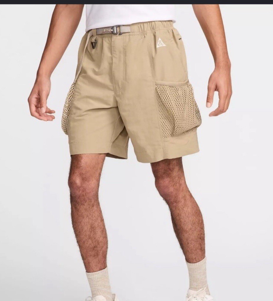 Nike ACG Snowgrass Men’s Cargo Shorts Size S Khaki Tan Gorpcore DV9405-247