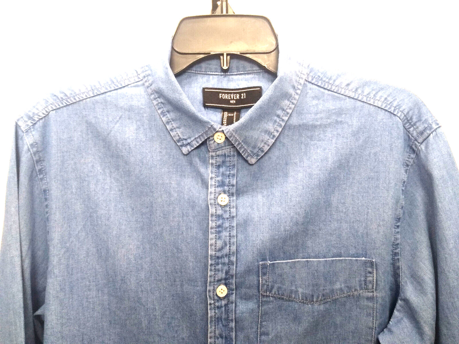 FOREVER 21 Men’s longsleeve shirt, SZ small, blue, 2 button cuff & closure