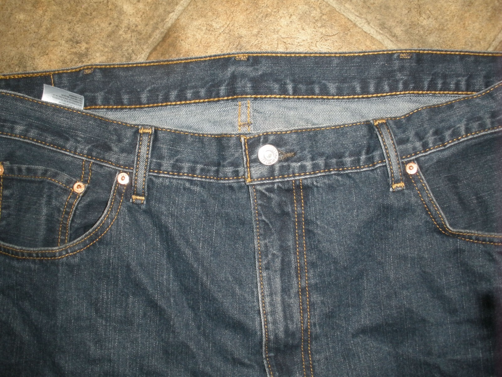 Men’s Blue Jeans Levi Strauss & CO. W 42 L 30 (T71)