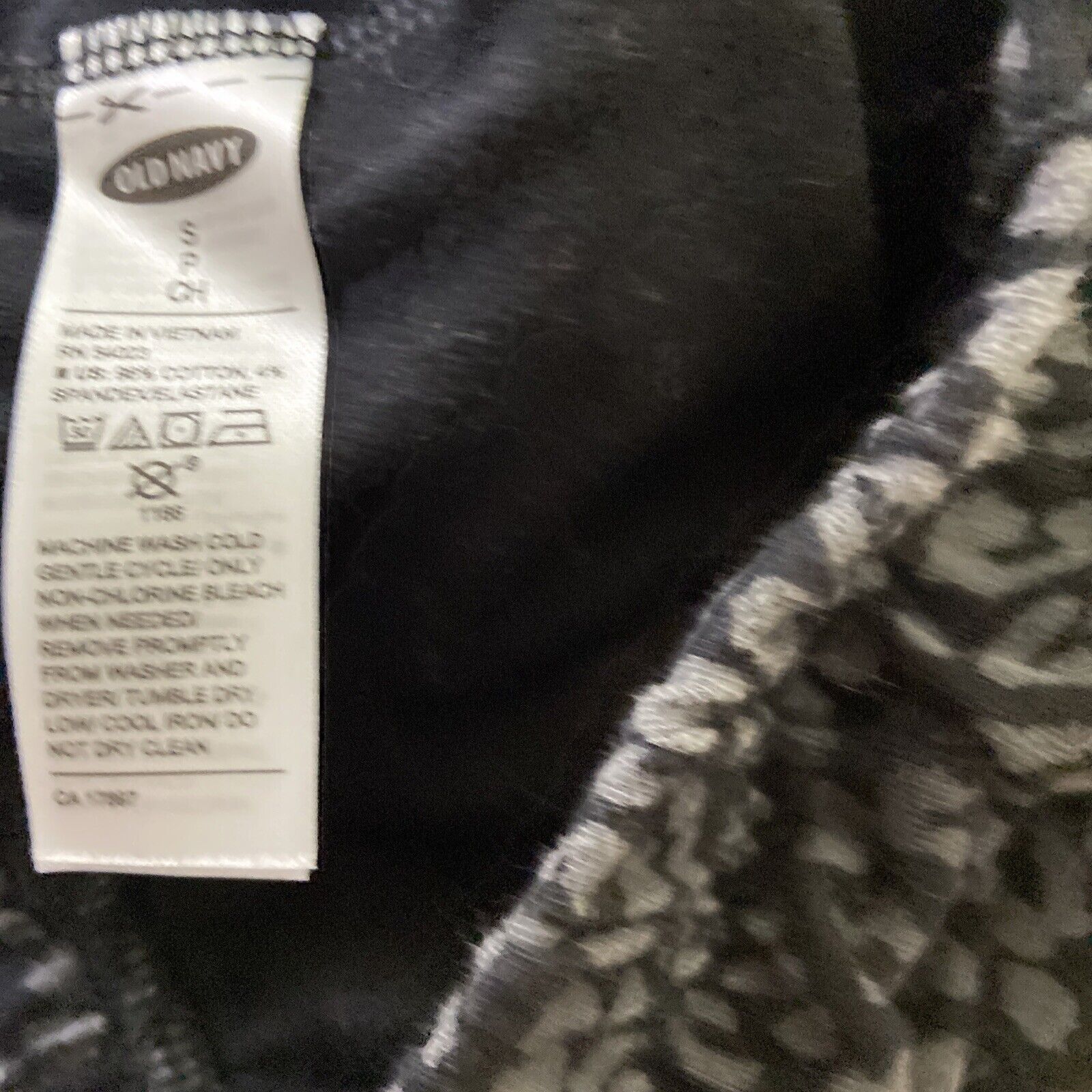 Old Navy Leggings Womens Small Black Gray Animal Print Stretchy Athleisure Comfy