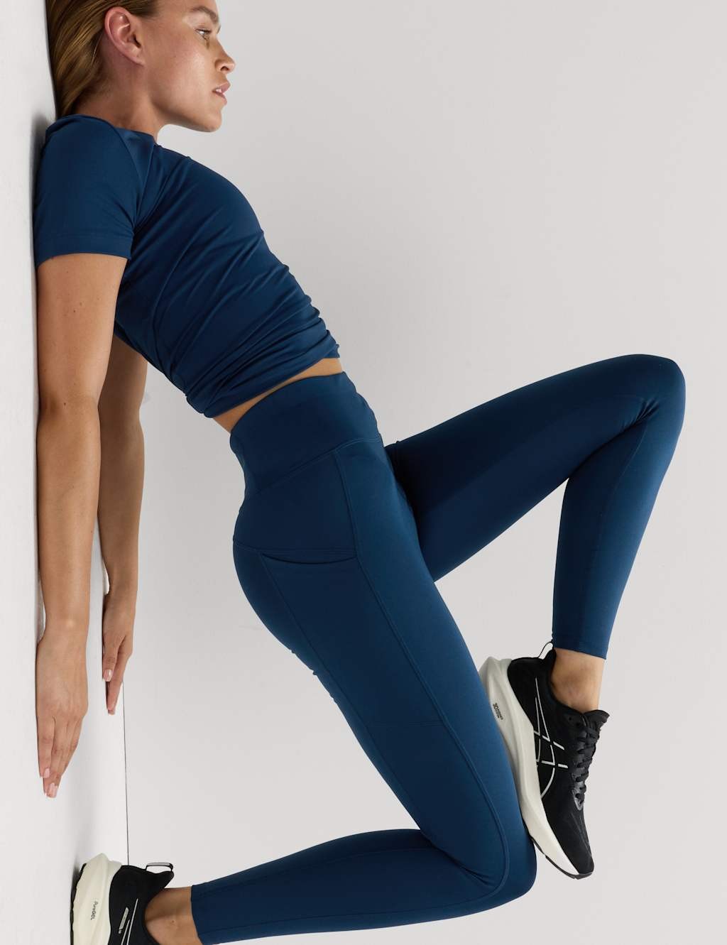 M&S – Goodmove Womens All Day Leggings in Dark Marine
