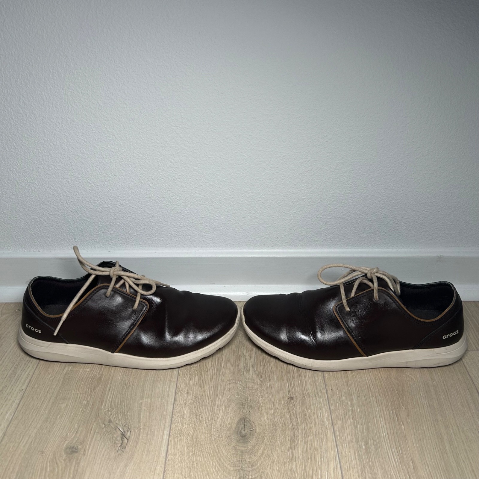 Men’s Crocs Casual Laced-up Solid Brown Leather Shoes in size 11