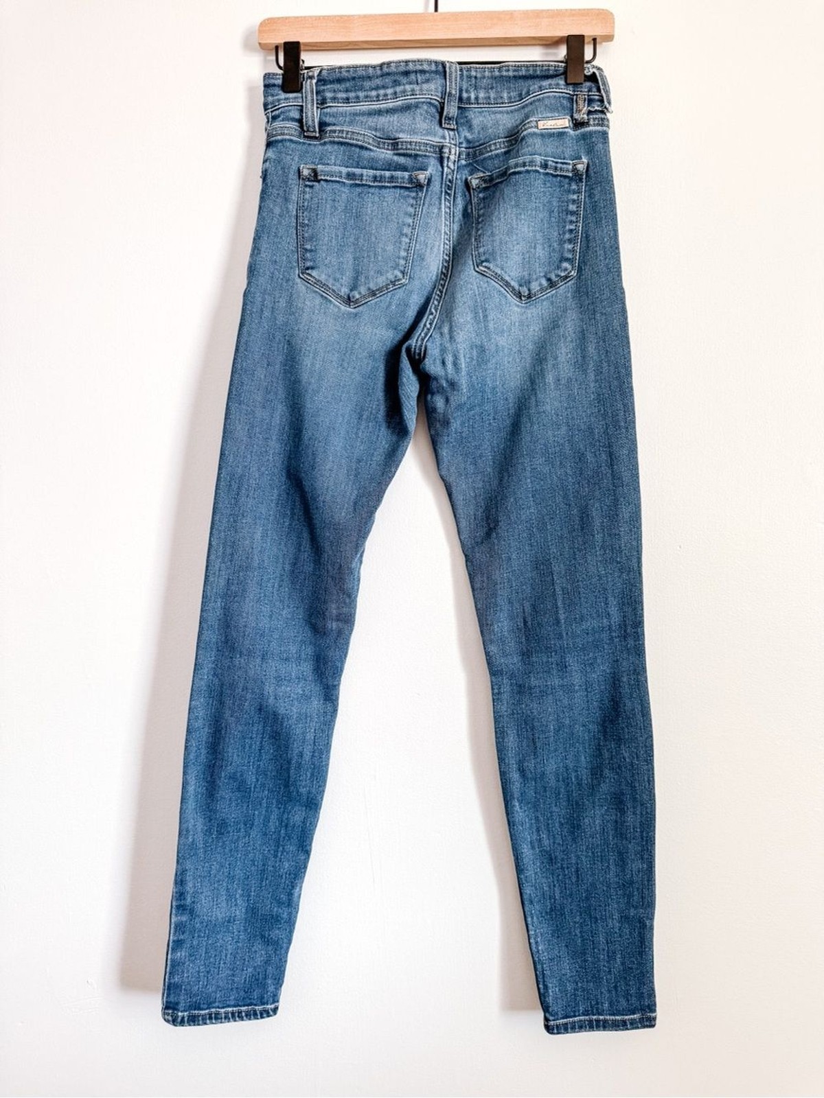 Kancan High Rise Skinny Jeans Size 27 Medium Wash Stretch Denim
