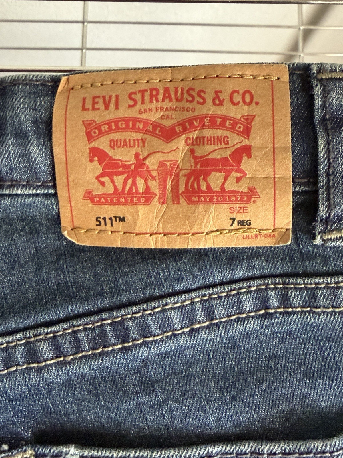Levi’s 511 Boys Slim Skinny Blue Medium Wash Denim Jeans 7 REG Zip/Button