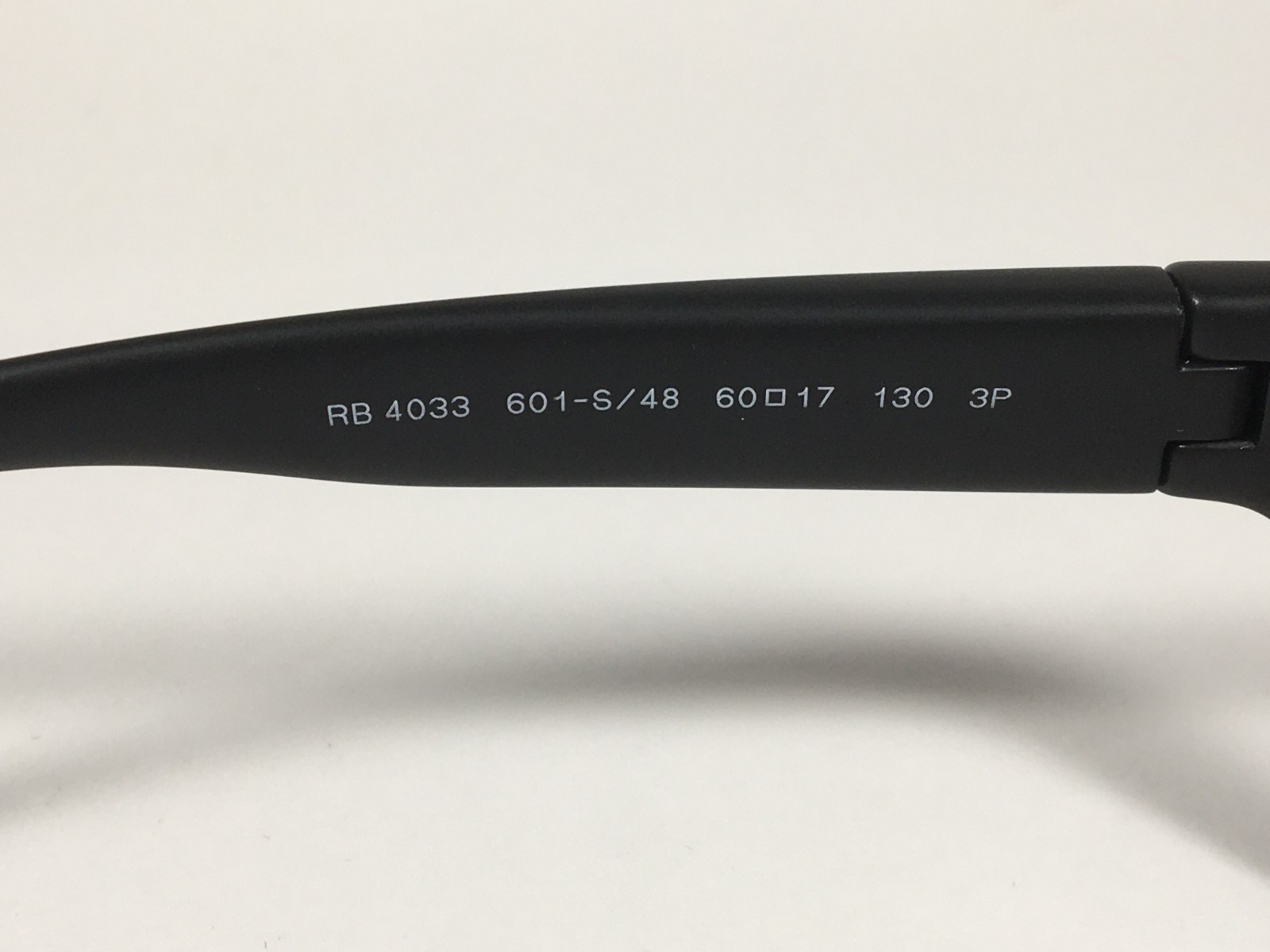 Ray-Ban Predator Polarized Sunglasses Matte Black Green Lens RB4033 601-S/48