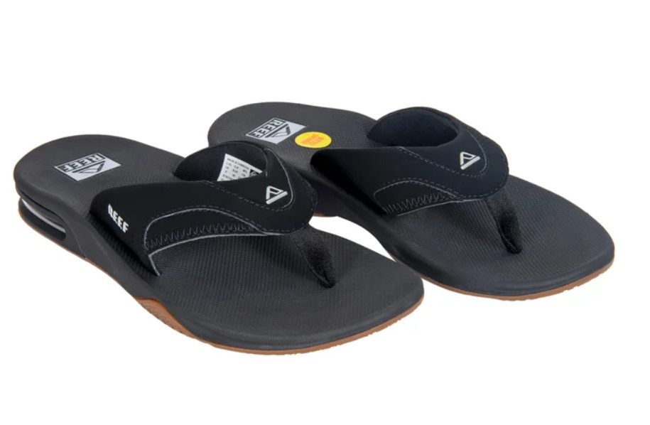 Reef Fanning Men’s Flip Flops Sandals Bottle Opener Black Brown Size 12-13