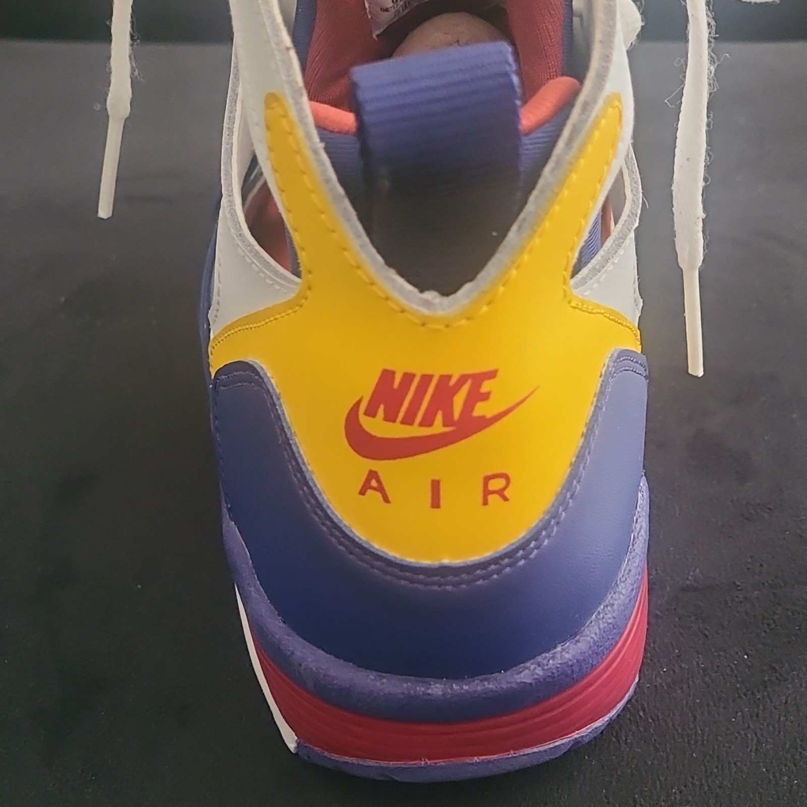 Nike Air Trainer Huarache Retro 2019 OG Mid Top Lace-Up Colorblock 679083-107