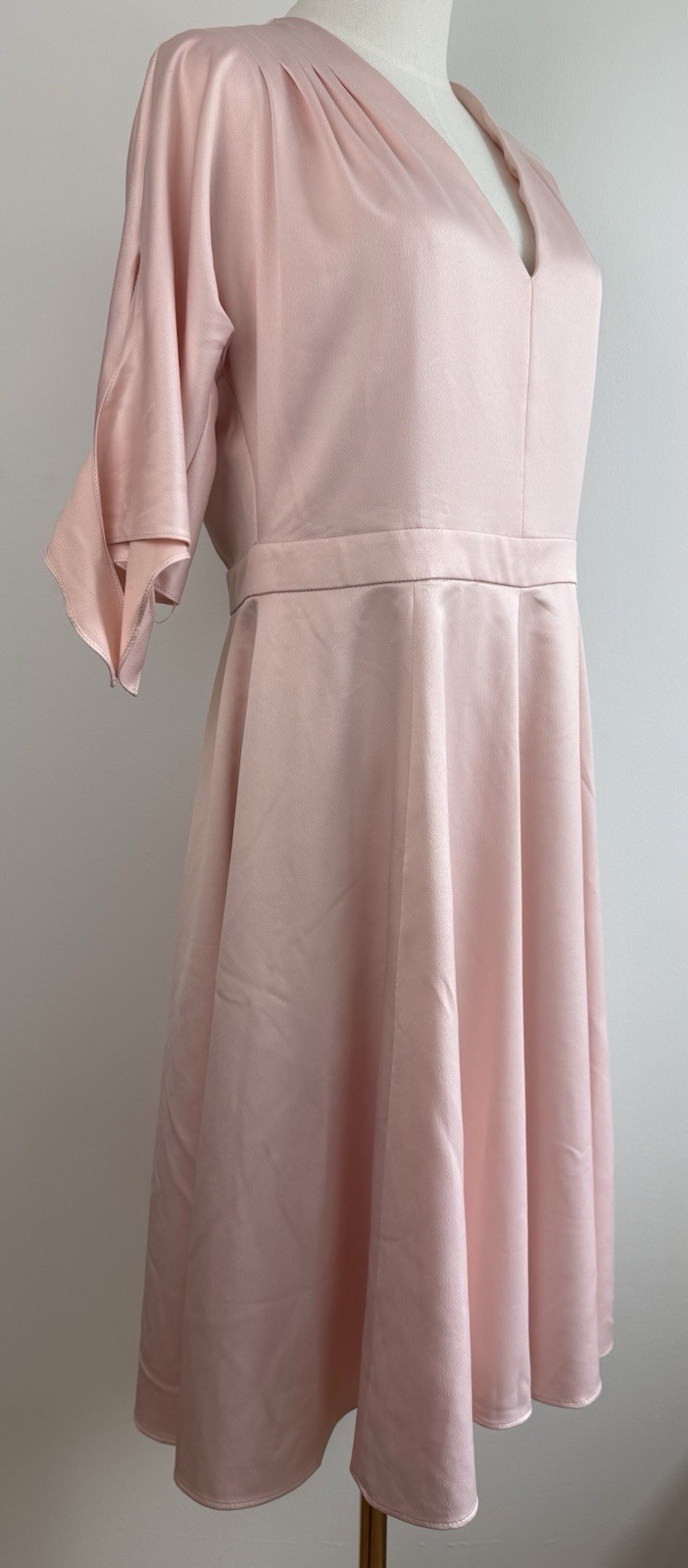 Gal Meets Glam Debbie Satin Dress Women’s Size 12 Pink Wedding Guest