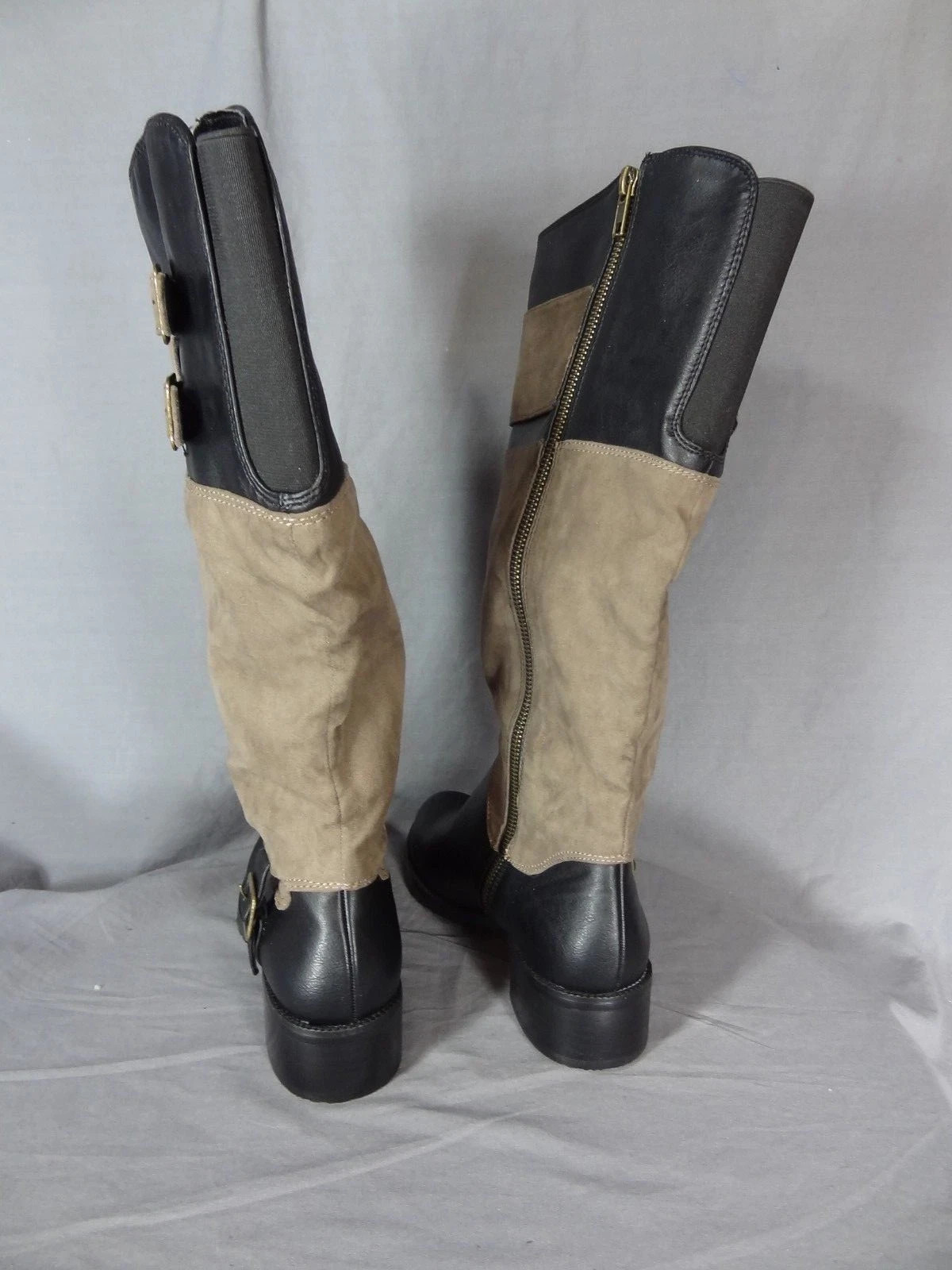 Bella Vita Knee High Man Made Materials Riding Boots Black Beige size 7W