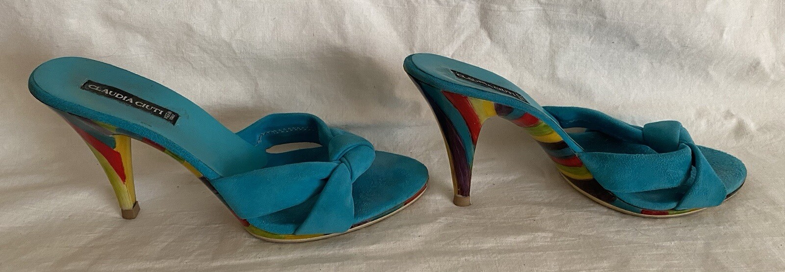 C.2005 Claudia Ciuti Nova Turquoise Suede Slide – Size 7
