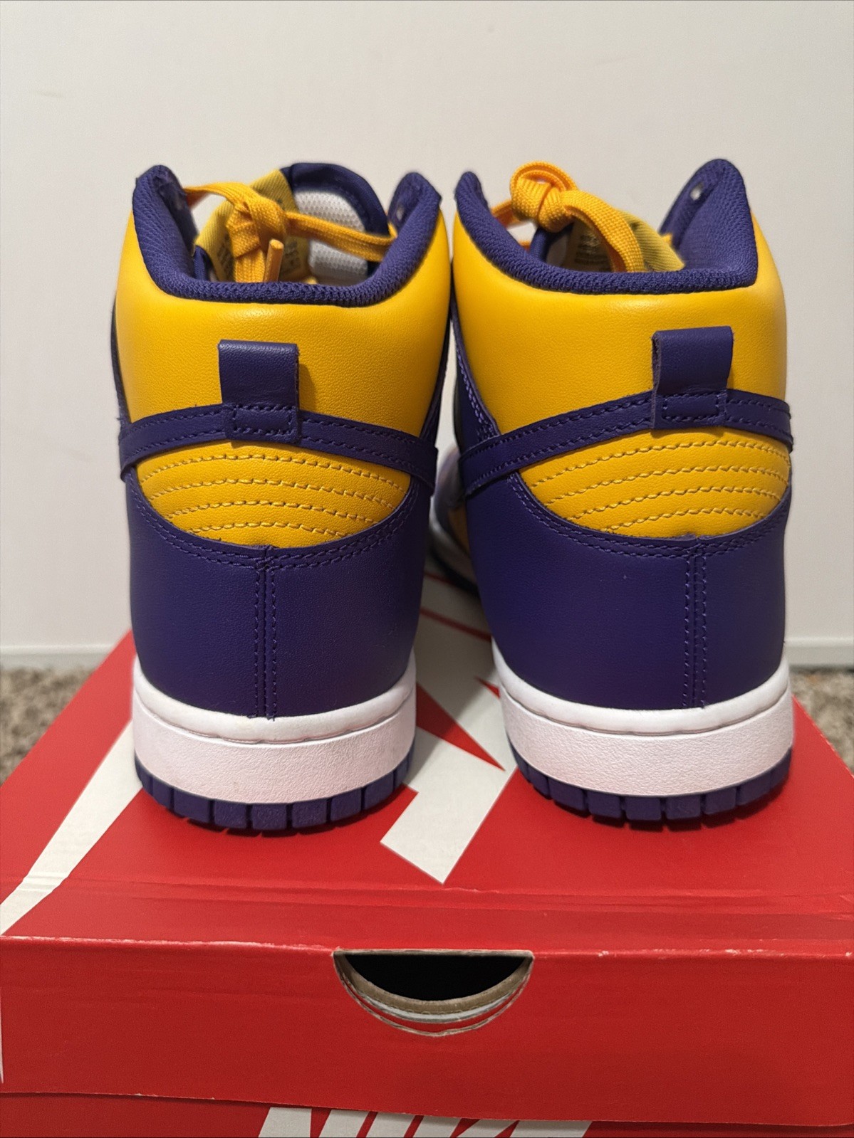 Size 11 – Nike Dunk High Lakers