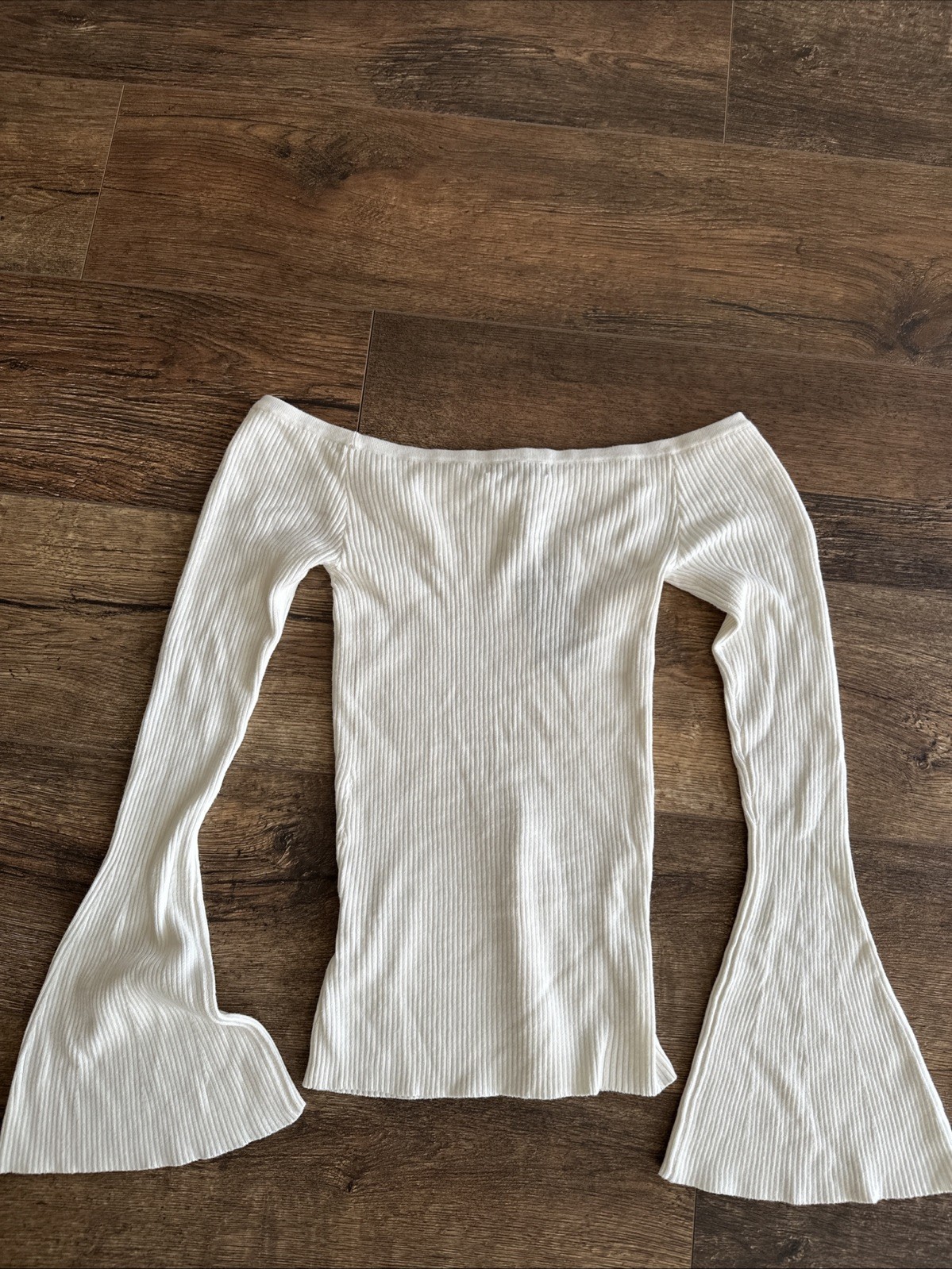 guess white long sleeve blouse