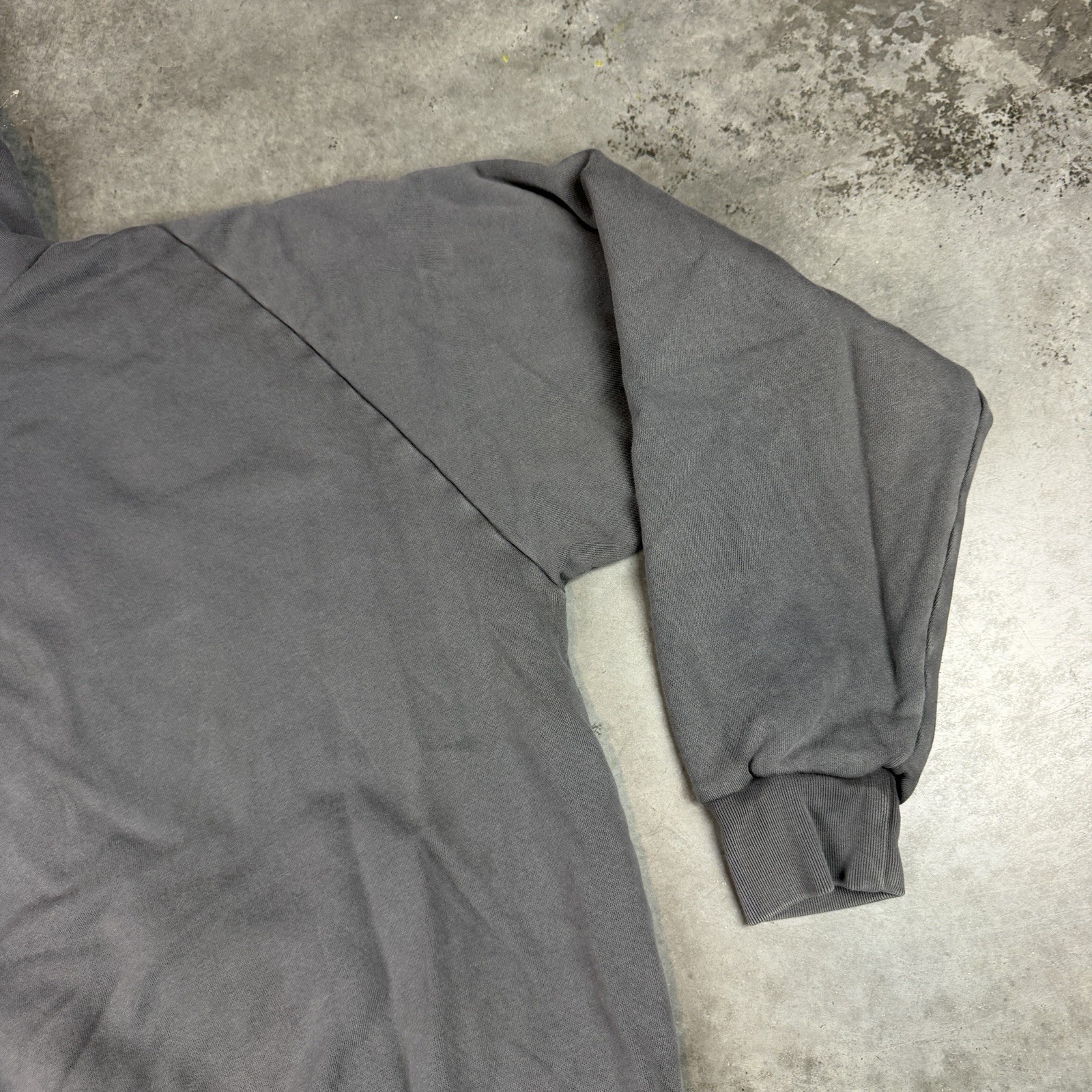 YZY Gap Hoodie Mens Medium Gray Full Zip Boxy Flaws