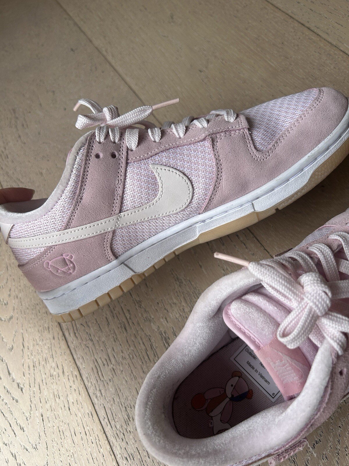 NEW with box! Nike Dunk Low Teddy Bear US 9.5W / EU 40 / UK 7.5 Light Pink 2022