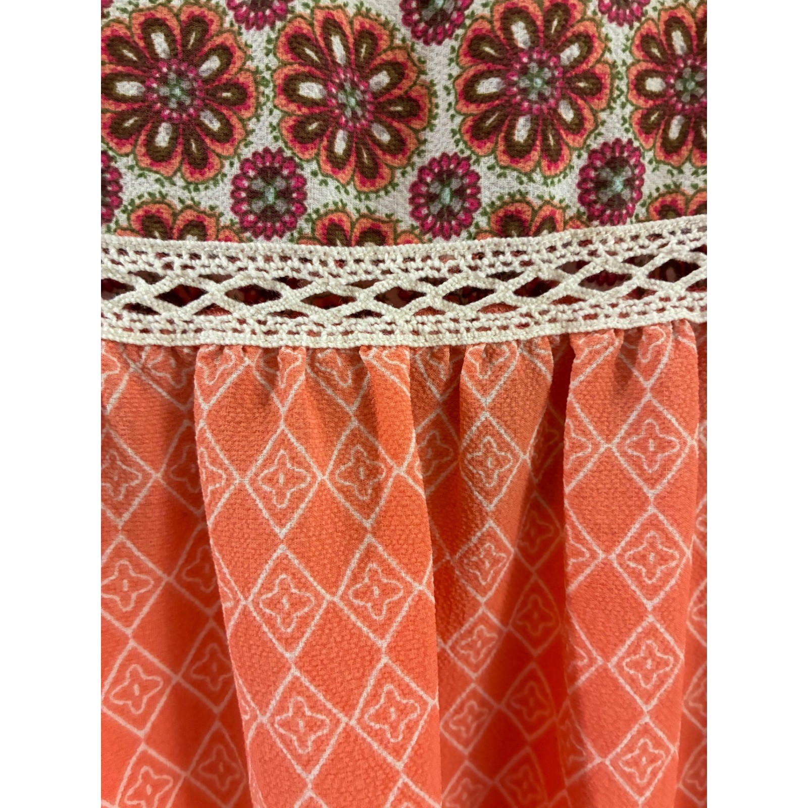 Fig and Flower Orange Pink Floral Geometric Sleeveless Blouse TIL1123 Large