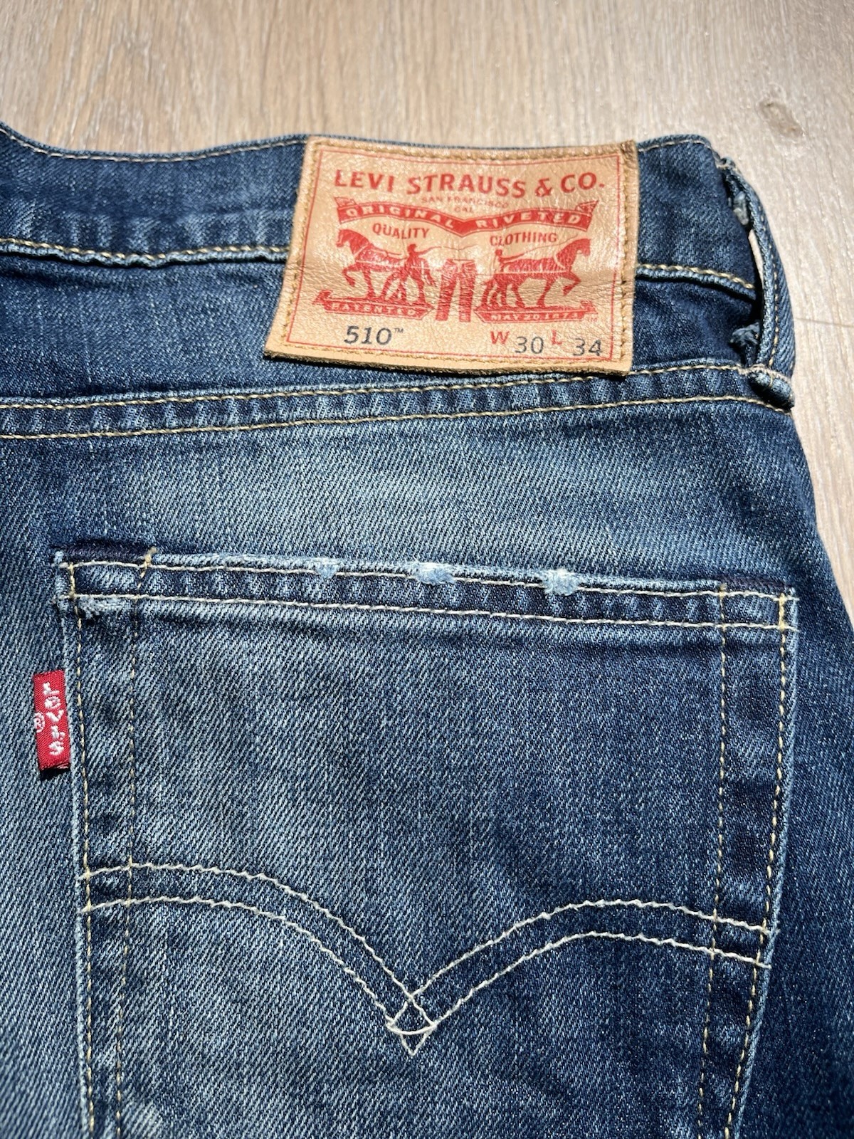 Levi’s 510 Men’s Slim Skinny Blue Medium Wash Denim Jeans W30 L34