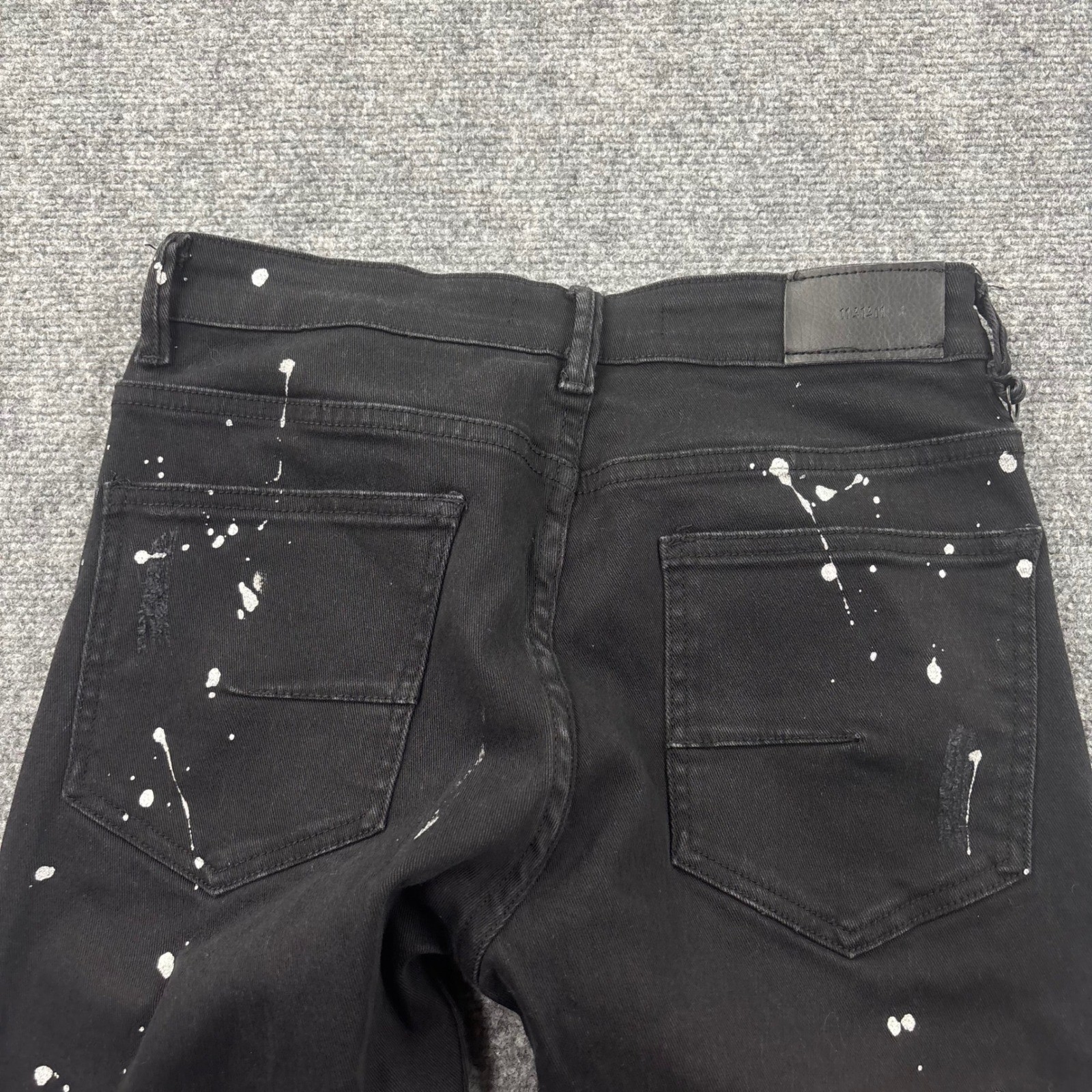 KDNK Distressed Skinny Jeans 30W x 29L Black Paint Splatter Side Stripe Men’s