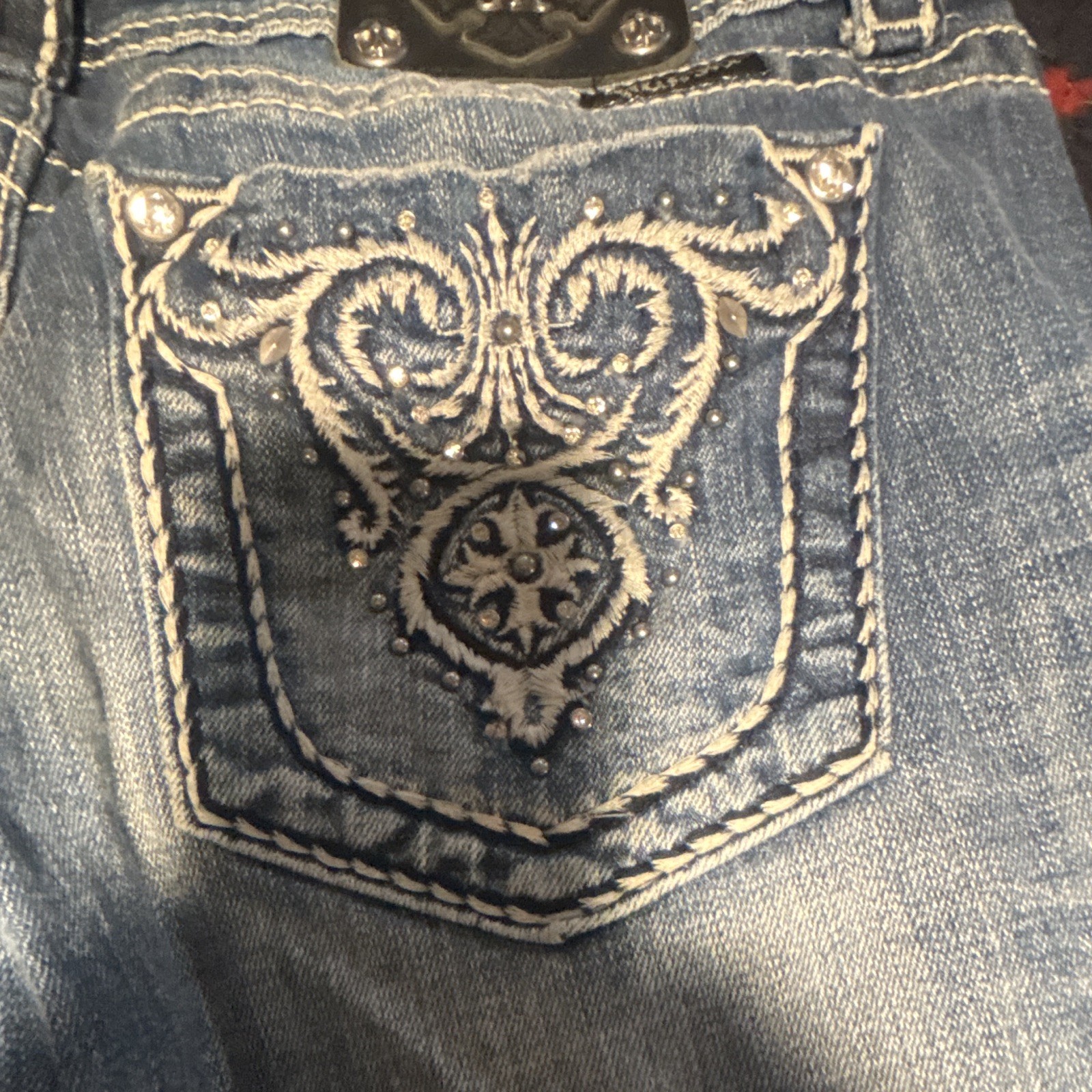 Miss Me Women’s Capri Blue Denim Mid Rise Regular Fit Embroidered Rhinestone