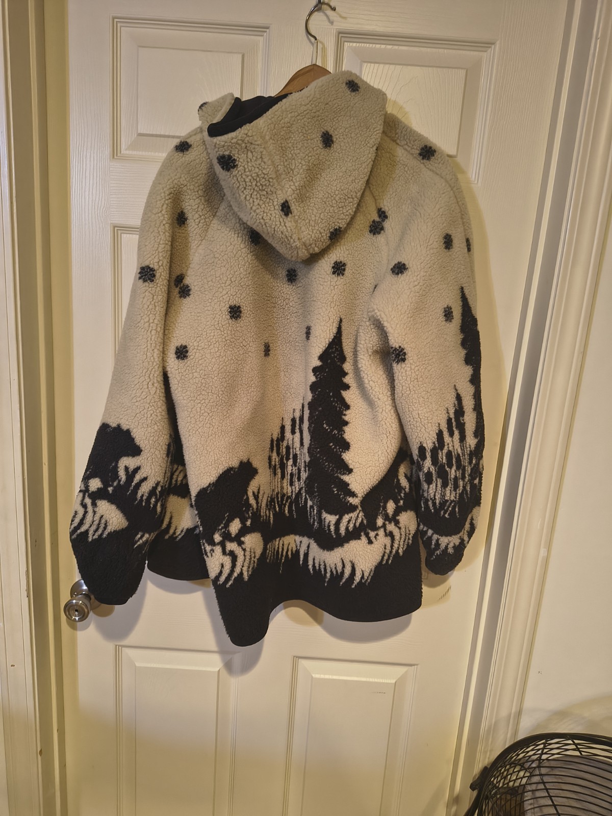 Carlo Briani Sharpa Reversible Women’s Jacket Sweater Large Forest Scene Bears