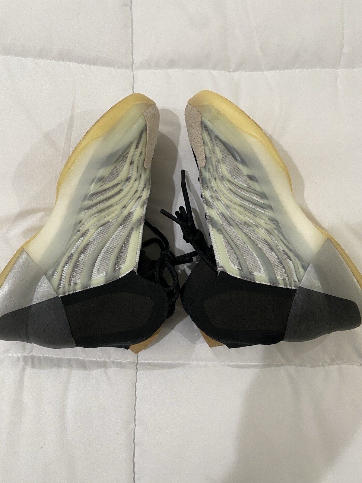 Adidas Yeezy Basketball Quantum Size 8.5 No Box Used Worn Clean