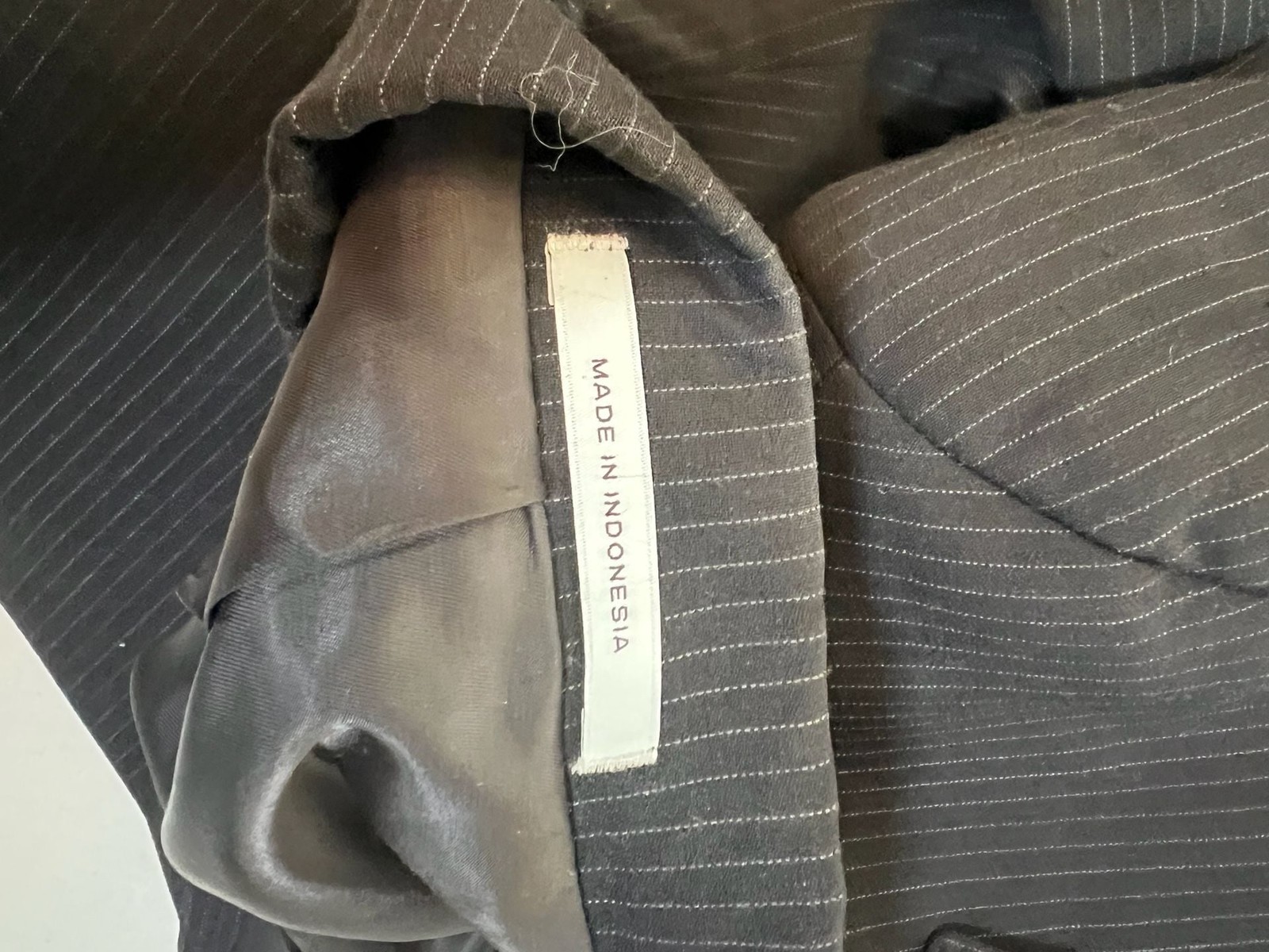 Murano Collezione Men’s Black Pinstripe Two-Button Blazer Jacket 43R