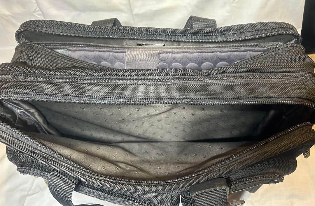 TUMI 26160D4 Expandable Ballistic Nylon Laptop Briefcase Black 2 Way 17.3in