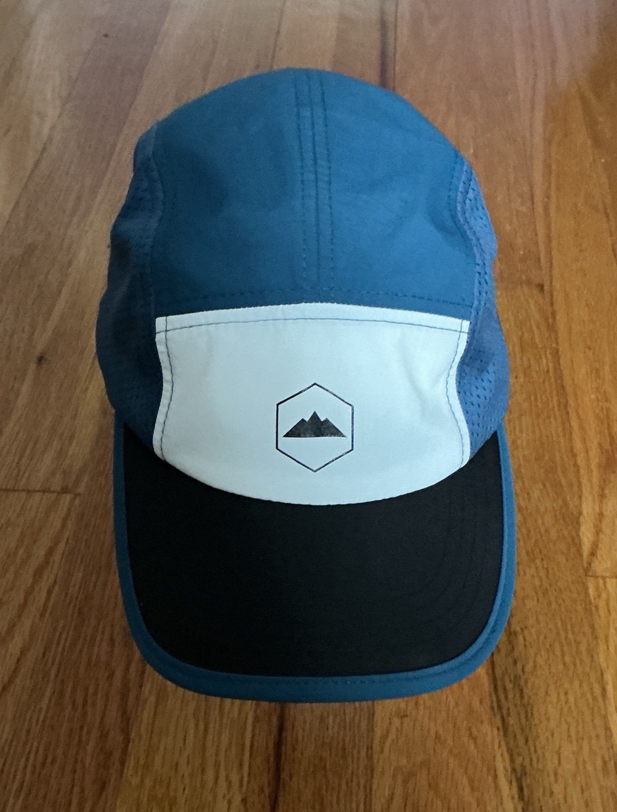 Tough Headwear 5 Panel Running Hat White Black Blue Brand New