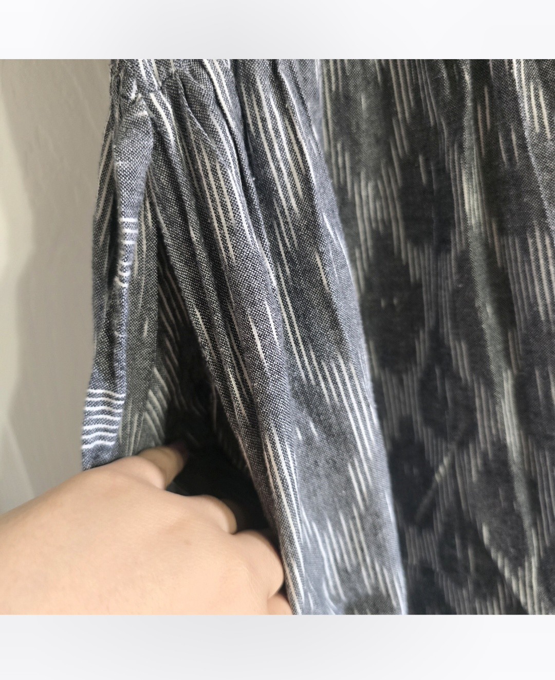 EMMA Gray Ikat Woven Midi Dress Short Sleeve Nursing Zipper Opening
