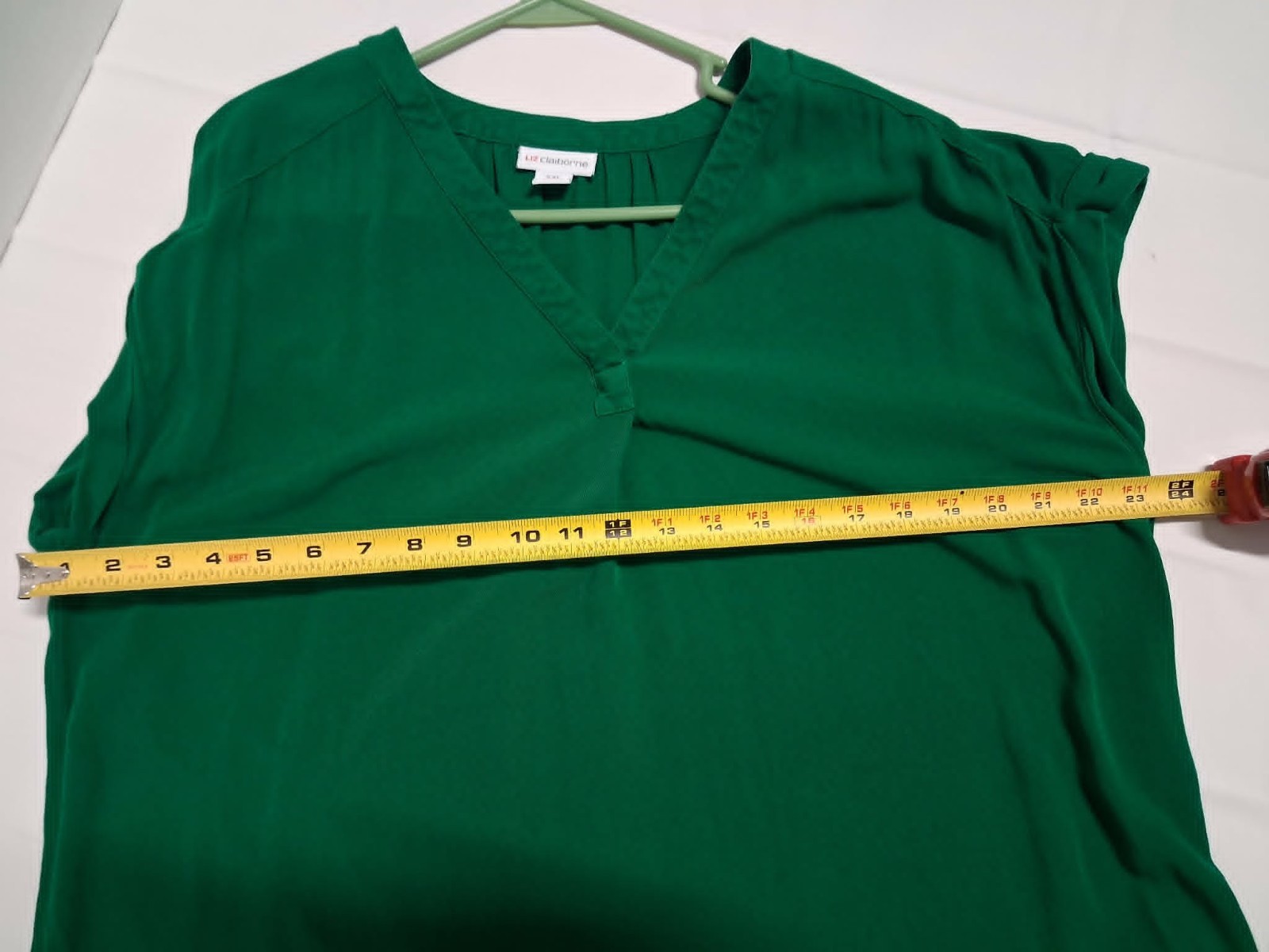 Liz Claiborn XXL Green Short Sleeve (extra short with button accents) Blouse