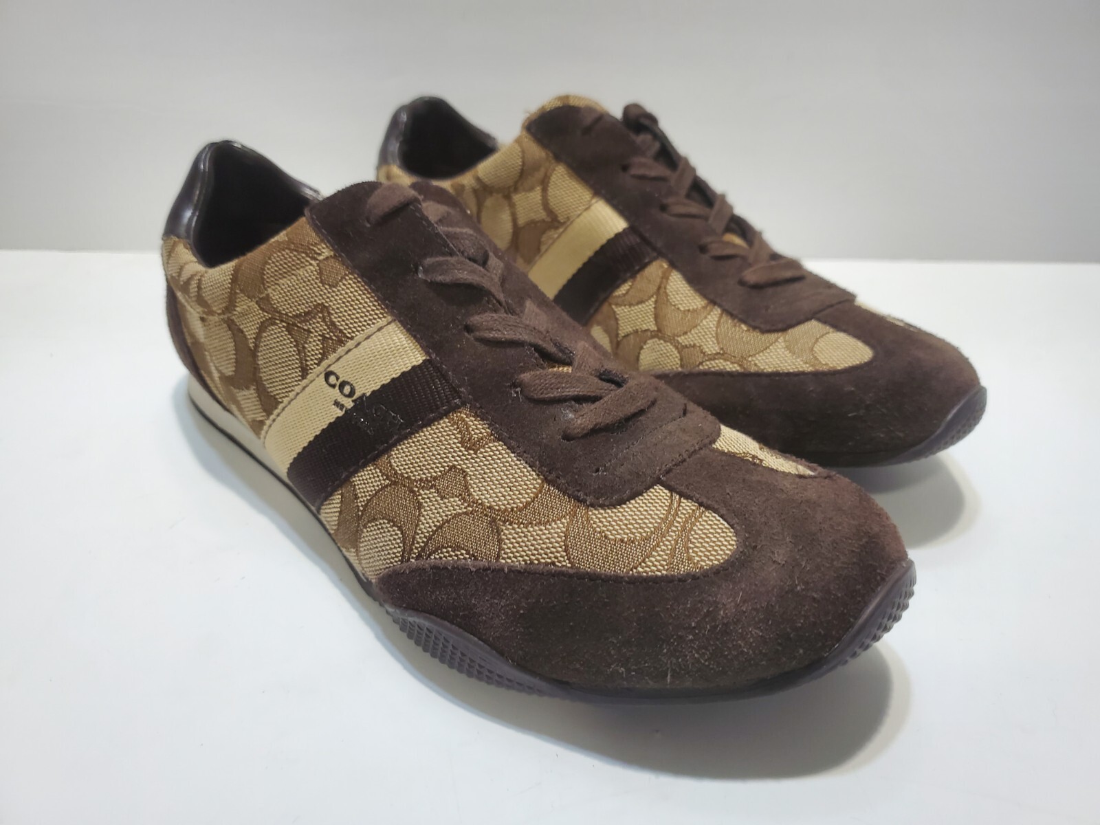 Coach Nelson Women’s CC Monogram Brown Sneakers – Size 8.5B