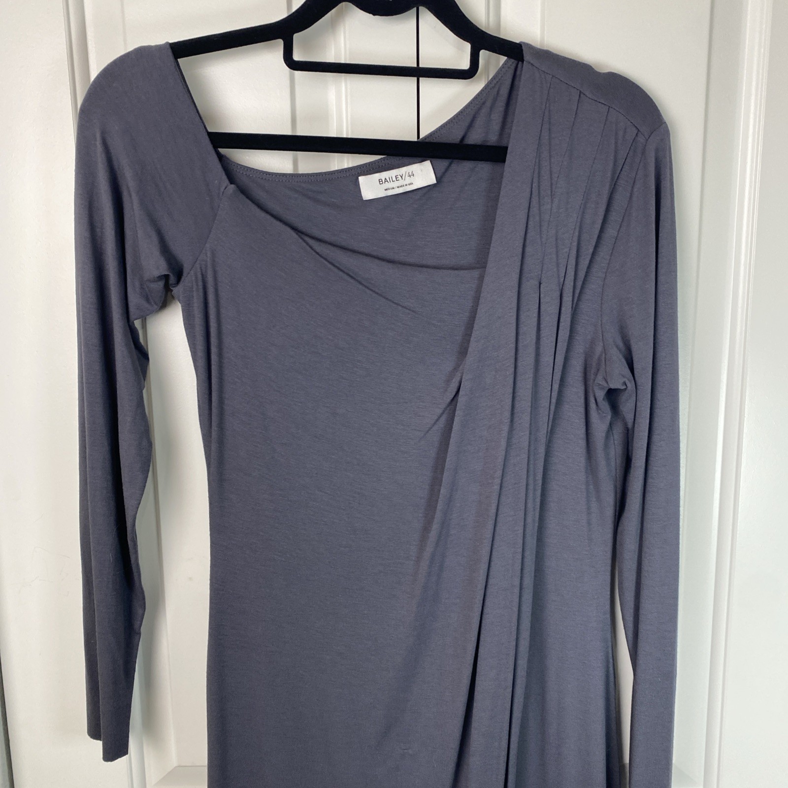 Bailey 44 Form Fitting Slate Gray Asymmetrical Pleated Lined Dress Size M (?)