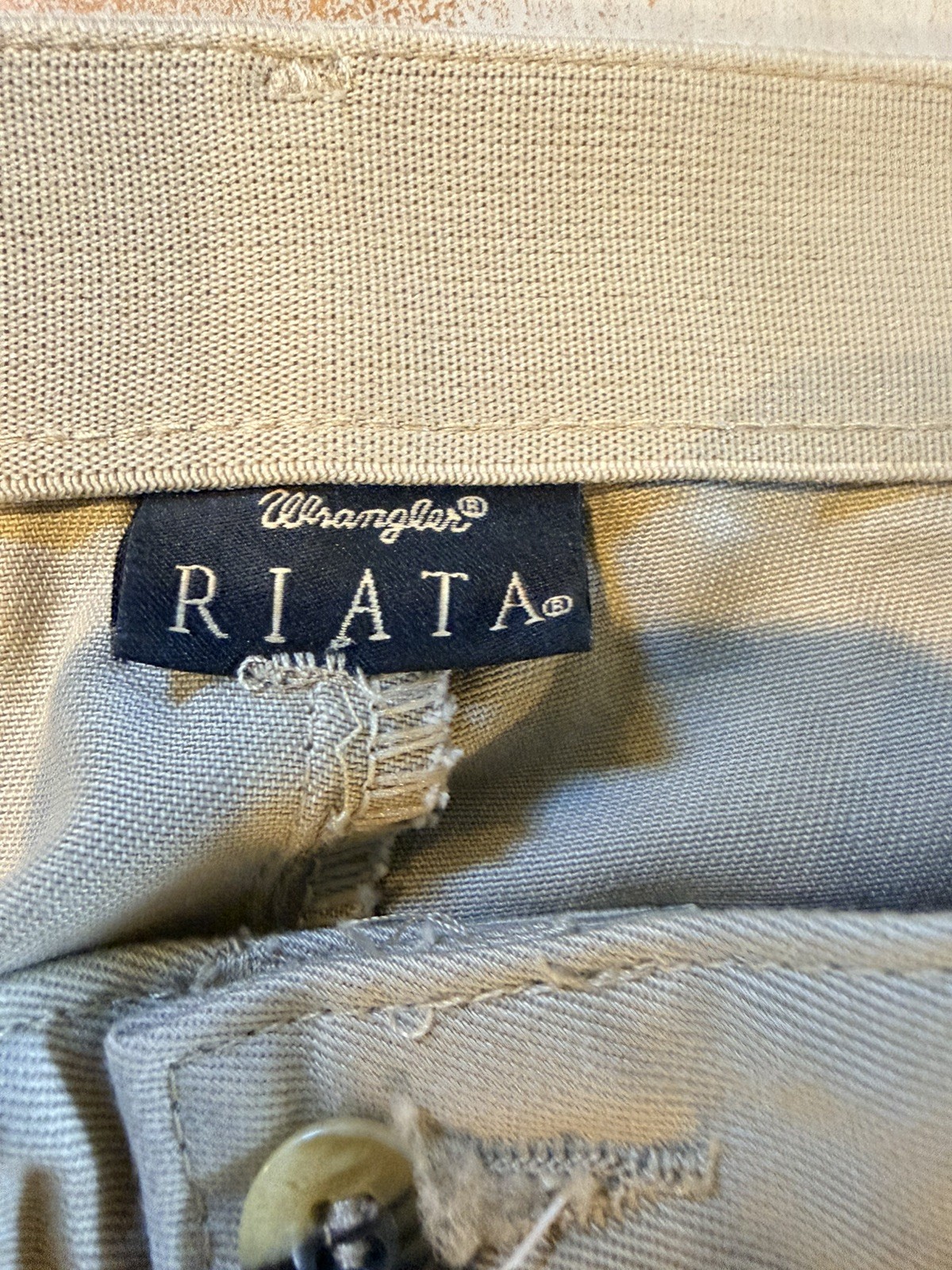 Wrangler Riata Tan Pleated Pants Mens Size 40×32 Tan Country Cowboy Western