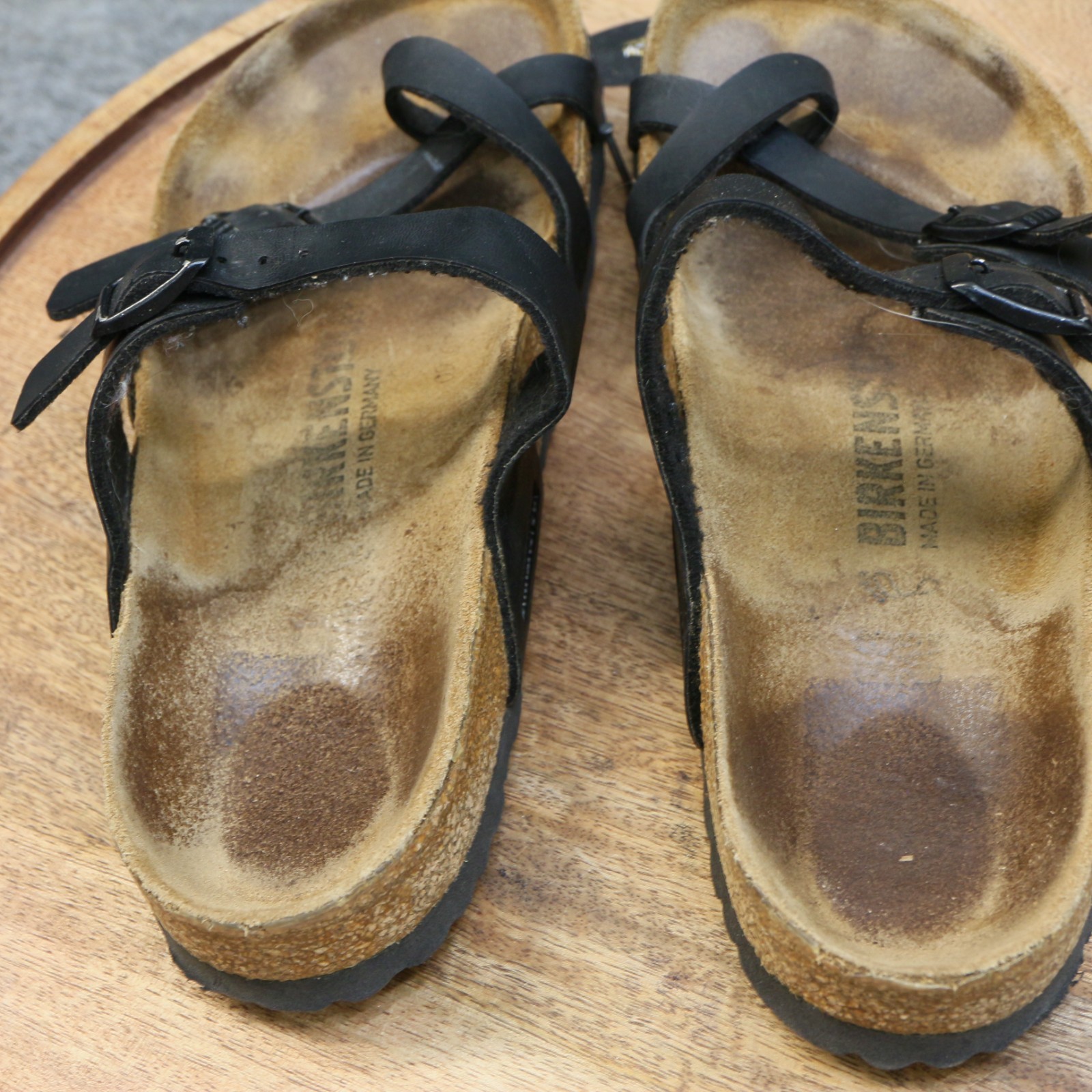 Birkenstock Mayari Black Birko-Flor Womens Size 38 US 7 Reg. Sandals Toe Loop