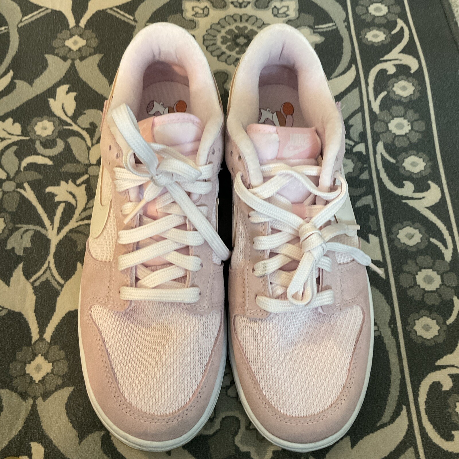 Size 7 – Nike Women’s Dunk Low SE ‘Teddy Bear Light Soft Pink’ Shoes Sz 10