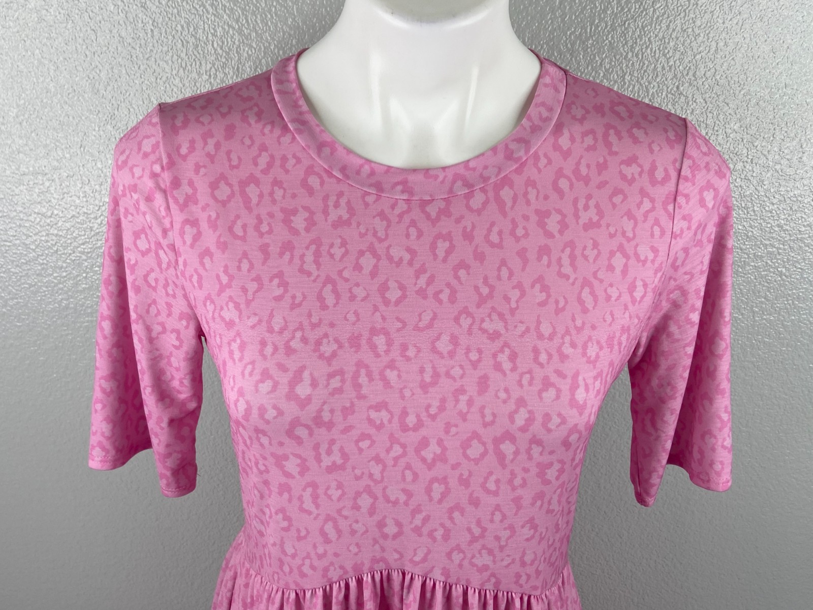 Women Medium Pink Leopard Print Babydoll Top Ruffle Casual